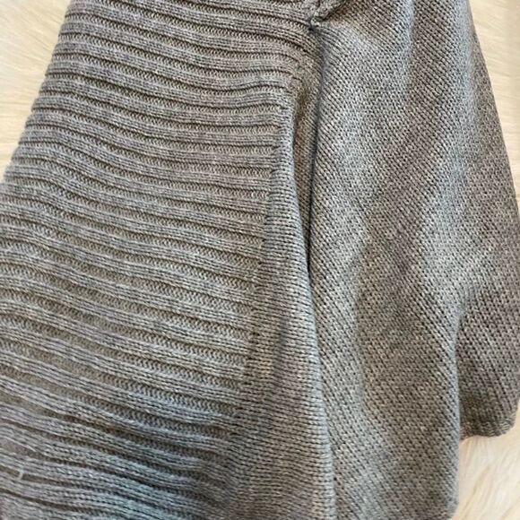 𝅺MAGIC Wrap Sweater cardigan - Picture 2 of 3